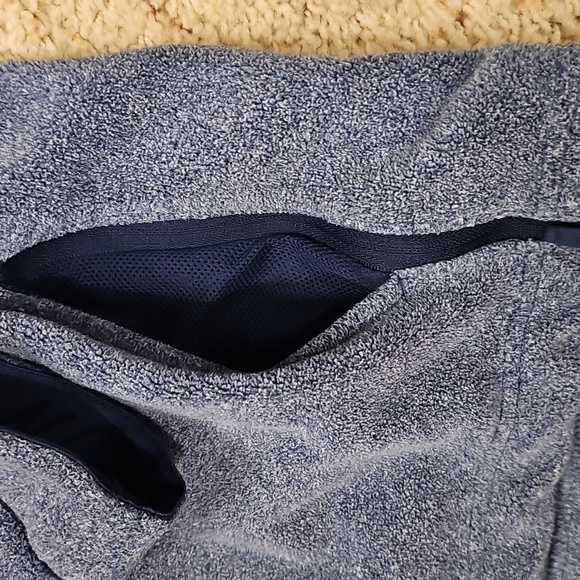 Nike Women's Pullover with Mock Neck - Picture 7 of 10